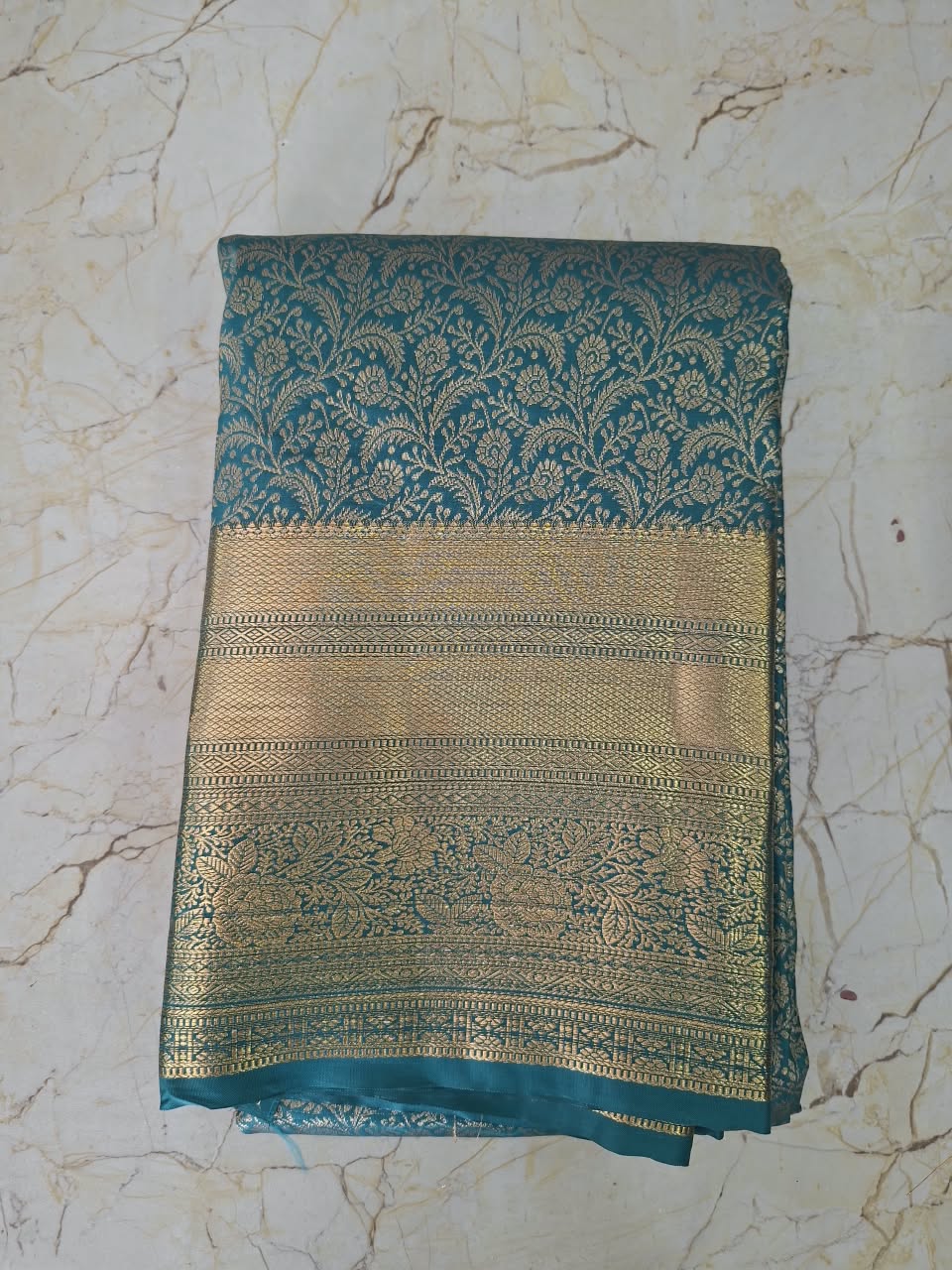 SVS-#10 Dharmavaram Vintage lightweight kanchi pattu Price: ₹1,850/- Only